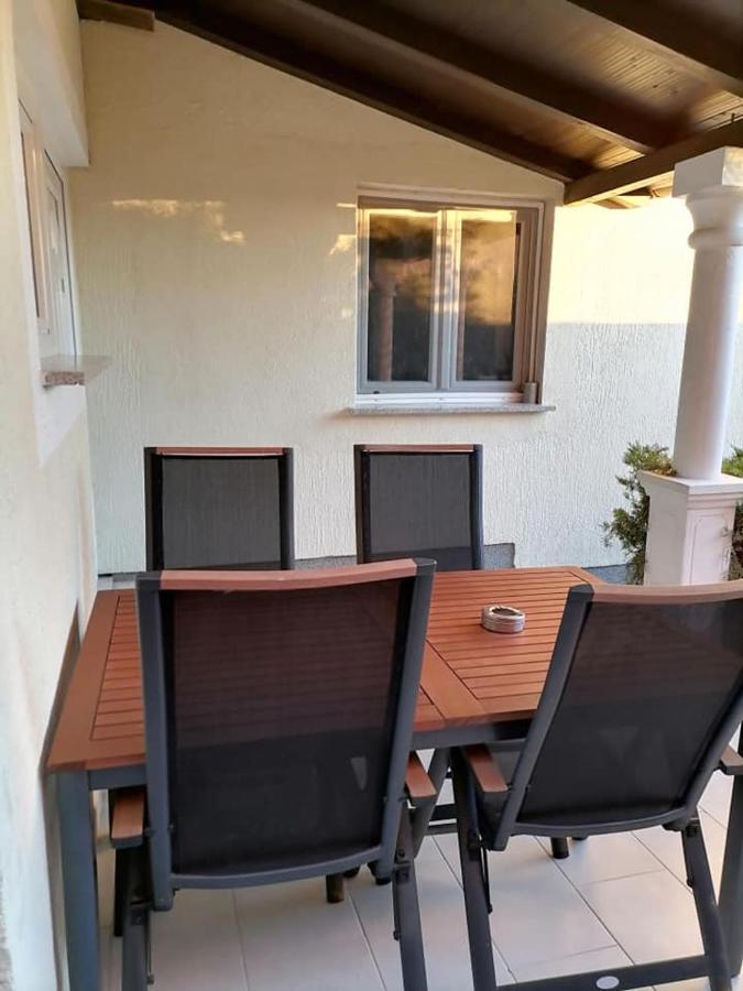 Apartmani Marina بوريتش المظهر الخارجي الصورة
